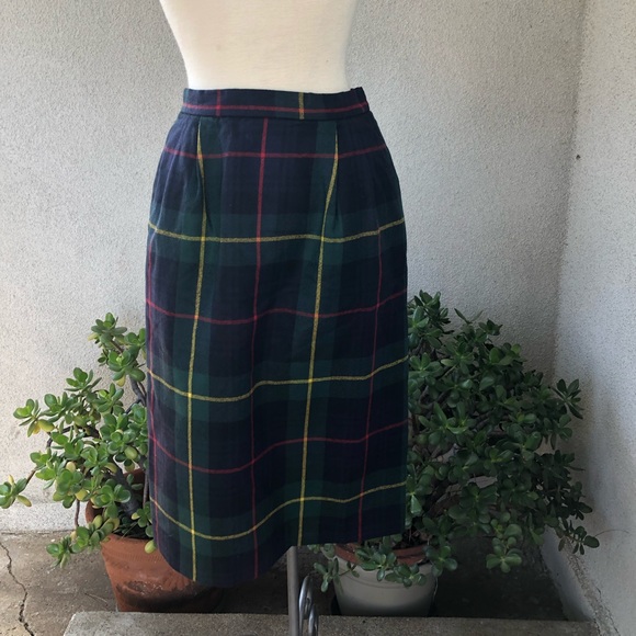 Vintage preppy wool green plaid skirt pockets sz 10 by VIP Sportswear - Picture 1 of 7